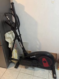 Reebok 橢圓機 GX40