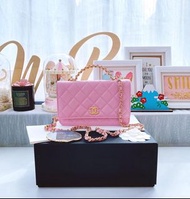 CHANEL Woc with handle in pink