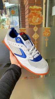 Giầy cầu lông nam nữ Chí Phèo CP005 đủ màu êm ôm chân giá rẻ