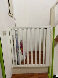 嬰幼兒安全門（鋁門窗訂製）81寬x85高共1組特價1500元