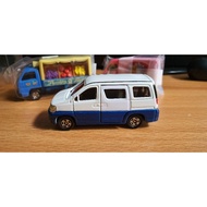 Tomica Anniversary 24 Nissan Elgrand