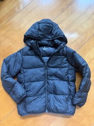 Uniqlo 羽絨外套連帽