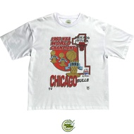 OVERSIZED WHITE VINTAGE 3-TIMES WORLD CHAMPIONS CHICAGO BULLS T-SHIRT