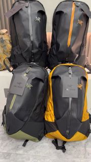 🤩必備後背包🤩 ARCTERYX ARRO 22 始祖鳥輕量防水機能登山雙肩後背包 | 防潑水耐磨面料 | 多倉收納設計 | 戶外通勤兩用|