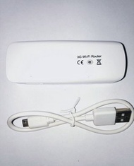 New Portable wifi router全新 輕便旅行路由器上網方便