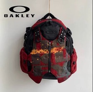 全新OAKLEY奧克利 GRAPHIC PACK BAG 復古戶外登山滑雪雙翹長舞板戰術雙肩背包