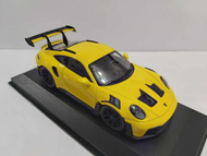 1/43 Minichamps Porsche 911 (992) GT3 RS 2023 Yellow