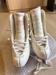 Edea ice skating size 215 花式溜冰鞋
