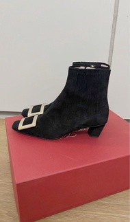 Roger Vivier Black Suede Buckle Boots 黑色 低踭 短靴