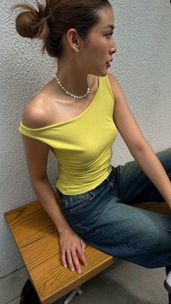 Beigebased - Cecil Top เสื้อยืดดีเทลเปิดไหล่ ผ้าร่องยืดได้เยอะ ทรงสวย