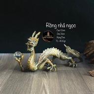 Dragon statue, Dragon releasing pearls