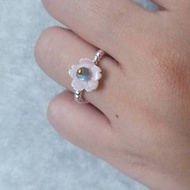 粉貝花配拉長石 925純銀 珠 戒指 labradorite and motehr pearl flower 925 silver ring, please provide ring size when order
