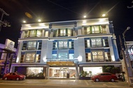 馬卡蒂皇冠麗晶飯店 (Crown Regency Hotel Makati)