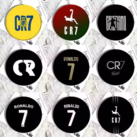 Football Stars C-Cristiano CR7 R-Ronaldo Logo Round Badge Creative Brooch Clothing Backpack Accessor