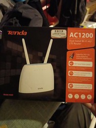 Tenda *村屋上網神器* 4G09 AC1200 雙頻 Wi-Fi 4G+ LTE Giga Router