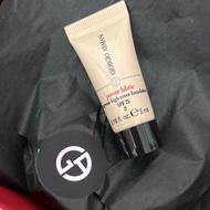 Armani 粉底