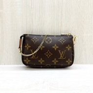 LV老花一字拉鍊Mini Pochette Accessoires小麻將包M58009