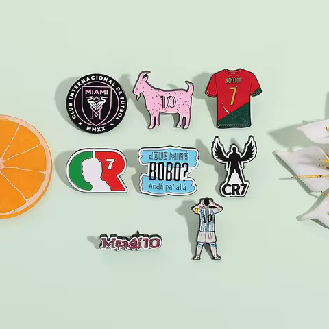 Football Star Surrounding Enamel Pin Letters CR7 Football Club MESSI 10 Creative Lapel Metal Badge B