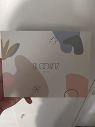 IZ*ONE BLOOM*IZ album