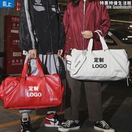 PU皮健身包定製logo大容量手提斜挎運動包印圖案防水遊泳包訂做