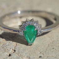 14k gold ring with emerald and diamonds
