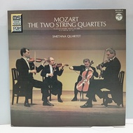#AA130-33 LP TERPAKAI [ MOZART - SMETANA QUARTET & THE TWO STRING QUARTETS KV 421 / KV 458 "HUNTING"