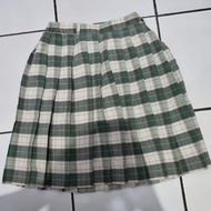 Preloved ipeka school skirt