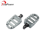 Fit Harley Sportster 883 XL883 Custom XL883C 883R XL883R Custom XL883C Foot Pegs Rest Footpeg Bracke