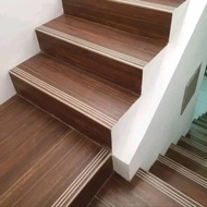 pijakan tangga granit 30x60 motif kayu