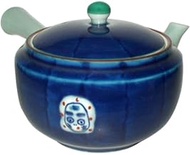 hito (火男) teapot / arita ware