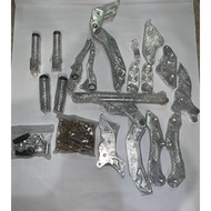 CLEARANCE STOCK Y15ZR Y15 ALLOY RACING FOOTREST COMPLETE SET SET KAKI RACING Y15ZR Y15 BAHAN ALLOY