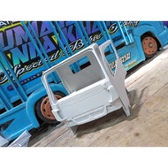 Kabin miniatur truk canter kosongan