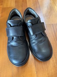 Geox兒童黒皮鞋35碼