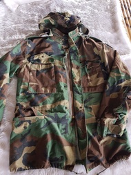เสื้อแจ็คเก็ต ทหารลายพราง USA M65 woodland LARGE REGULAR อก23"รอบอก46"