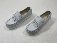 lin lin big shop รองเท้าพยาบาลพื้นสุขภาพแบบประดับโบว์หนังไมโครไฟเบอร์ รหัสyy153