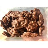 Almond Cluster Homemade Jenama Sendiri 100% Beryls's Chocolate
