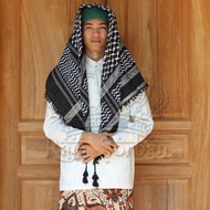Yasmin Black White Square Turban Turban/ Semagh Yashmagh Ghutrah Arafat Made In India