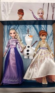 現貨 Disney 迪士尼 Frozen 2 魔雪奇緣2 冰雪奇緣2 Elsa Anna Olaf Barbie 愛莎 安娜 小白 雪寶 娃娃 公仔 一套3個 全新正版有盒