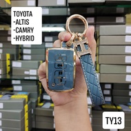 ปลอกหุ้มพวงกุญแจรถยนต์ TPU เคสกุญแจรถยนต์ ตรงรุ่น Toyota Camry Hybrid Altis 2014 TOP