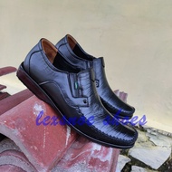 Sepatu kulit pria Kickers Casual Formal Santai Kantor Kuliah Kerja Dinas Pantofel Vantopel PDH PDL D