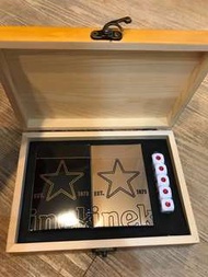 海尼根最新 點亮星年 木盒撲克牌
