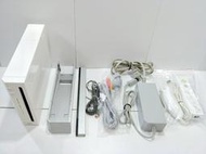 【奇奇怪界】任天堂 Wii 主機 超值促銷組 A3組 附原廠右左手+原廠變壓器+全新AV線材+原廠感應條 白 未改