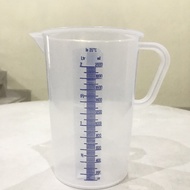 2 Liter Measuring Cup Thick and Strong/ Measuring Cup/ Green Leaf 1832 Measuring Cup/