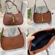 กระเป๋าสะพายข้าง Charles & keith 9 นิ้ว