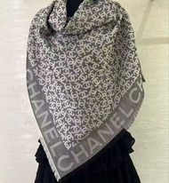 （送特別版包裝）Chanel 26c 爆款披肩圍巾