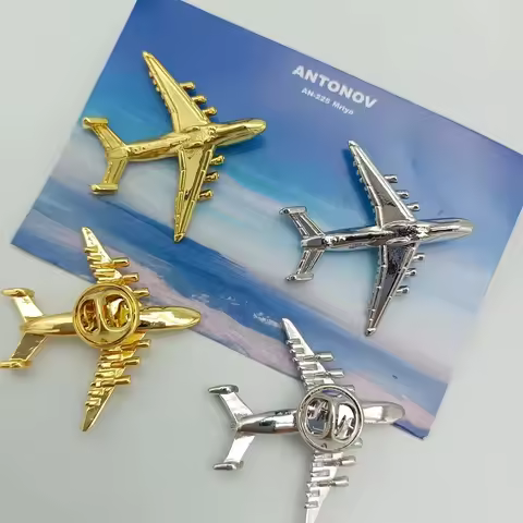 Antonov An-225 Mriya Airplane Shape Gold Chrome Brooch High Fashion Airplane Brooch Pin Clothes Back