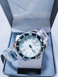 นาฬิกาUs submarine รุ่น J-219MD นาฬิกาข้อมือชาย นาฬิกาสายเหล็ก หน้าปัดพรายน้ำ มีวันที่ กันน้ำ พร้อมก