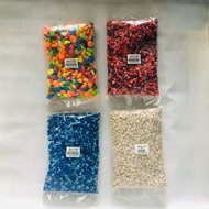 Colouring stone for aquarium decoration