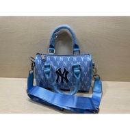 Sling bag MLB NYWanita biru