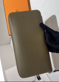 在台現貨 台灣購證 HERMES silk‘in 大象灰 愛馬仕 絲巾長夾